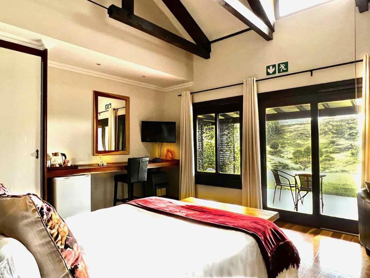 Malachite Manor Underberg Bagian luar foto